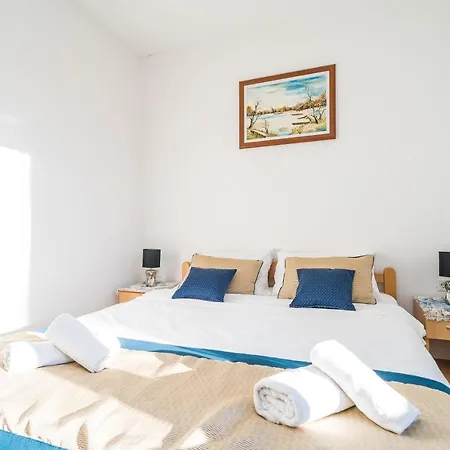 Guest house Deluxe With A Terrace View At Old Gate Dubrovnik